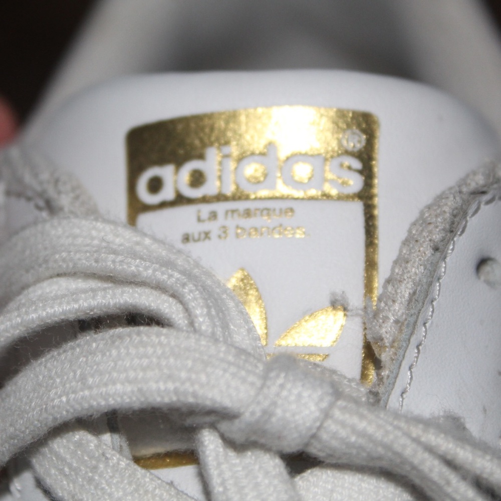 ADIDAS GOLD SUPERSTARS